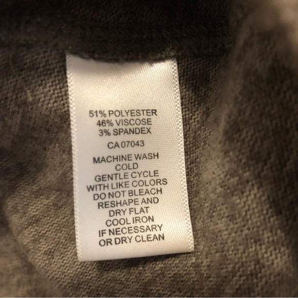 ☀️ Cable & Gauge Sweater Top with Cinch Neck Size Medium - Picture 10 of 11